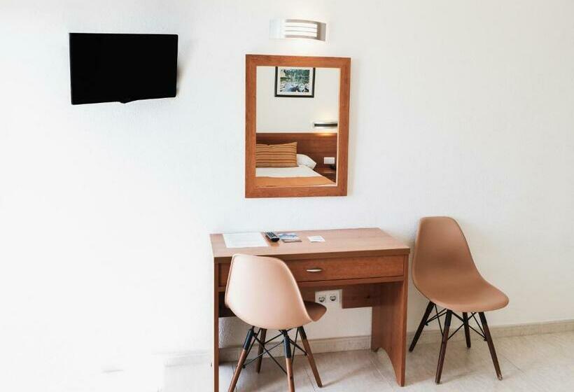 Habitación Estándar, Marconi