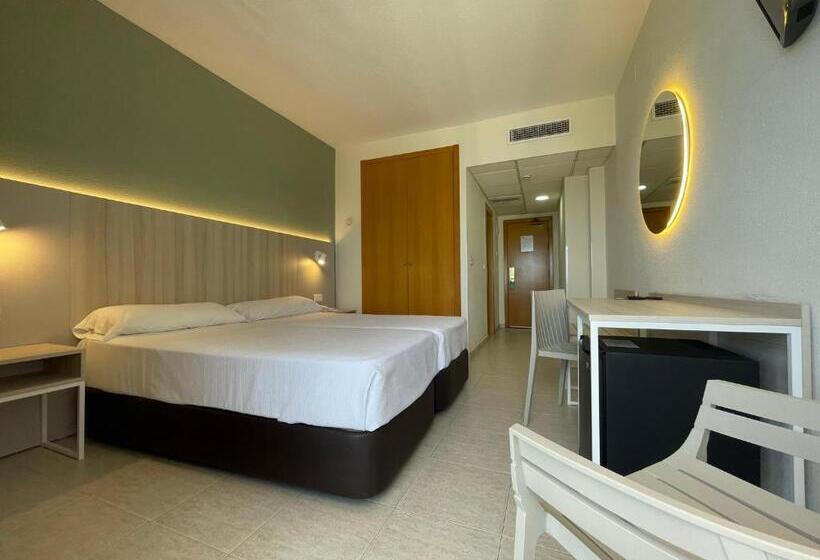 Habitación Estándar con Balcón, Marconi