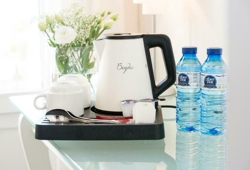 标准三人间, Meridional