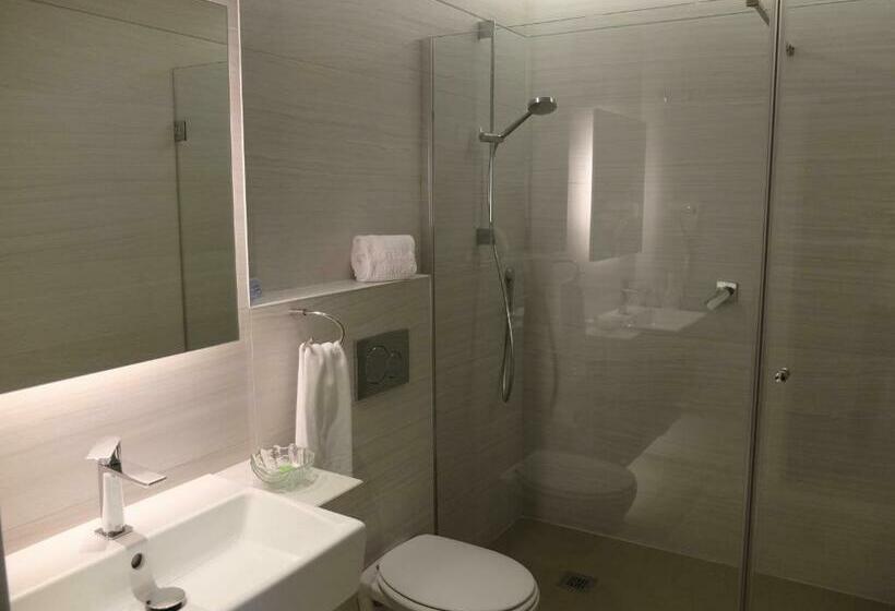 标准间, Meridional