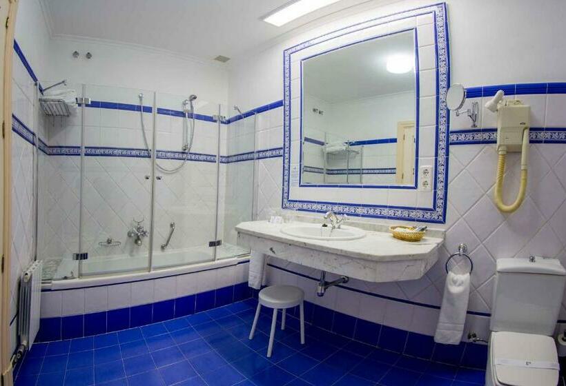 غرفة قياسية, Palacio De Los Velada