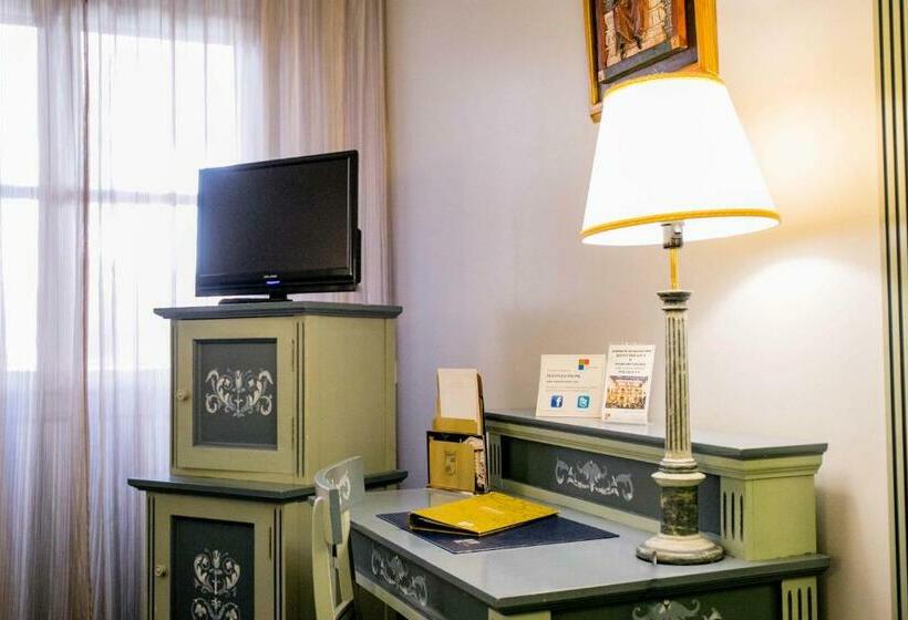 غرفة قياسية فردية, Palacio De Los Velada