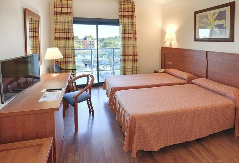 标准间带游泳池, Port Denia