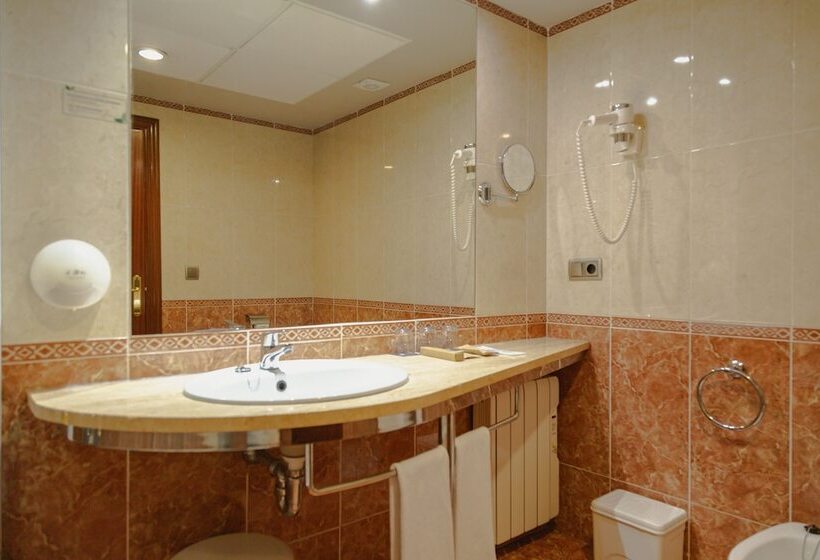 标准间带游泳池, Port Denia