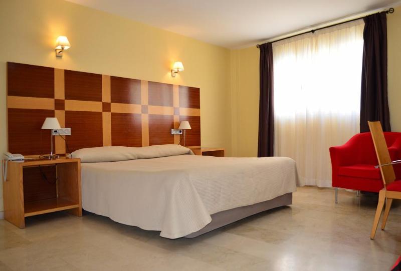 Quarto Triplo Estandar, Porto Calpe