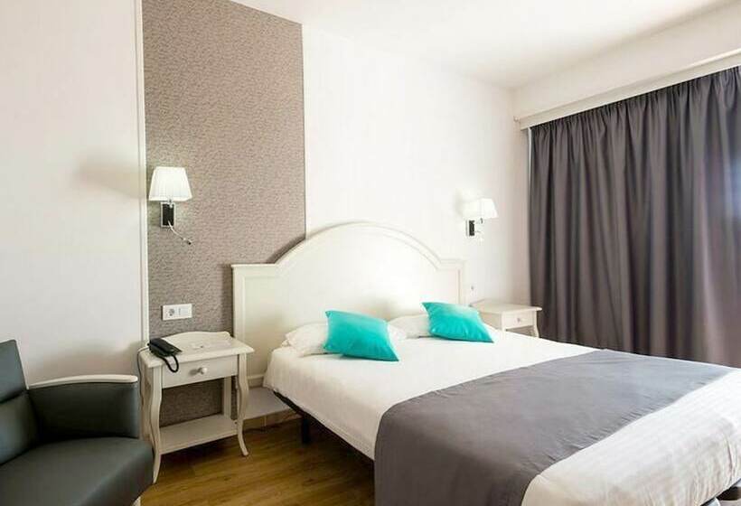 プールビュースタンダードルーム, Son Baulo