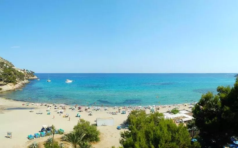 اتاق استاندارد با چشمانداز دریا, Universal Hotel Castell Royal