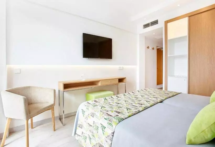 اتاق استاندارد با چشماندازهای پانوراما, Universal Hotel Castell Royal