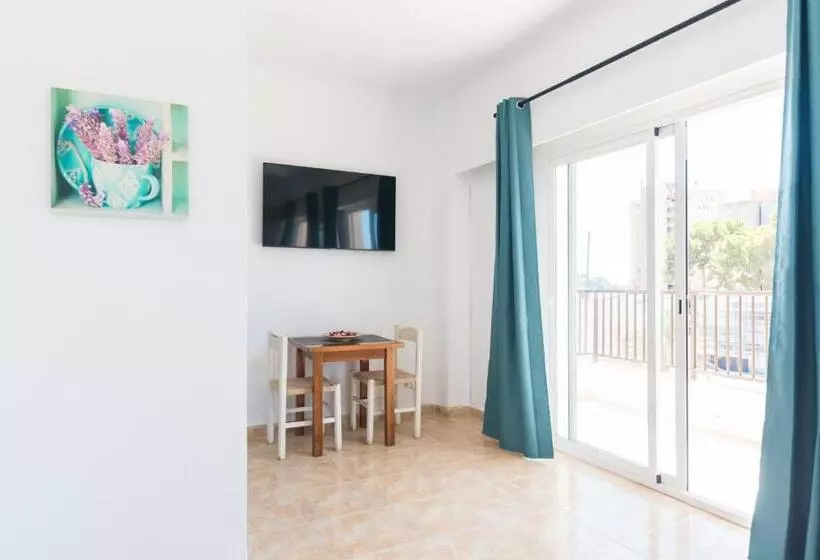 Standaard Studio met Uitzicht op Zee, Lis Mallorca