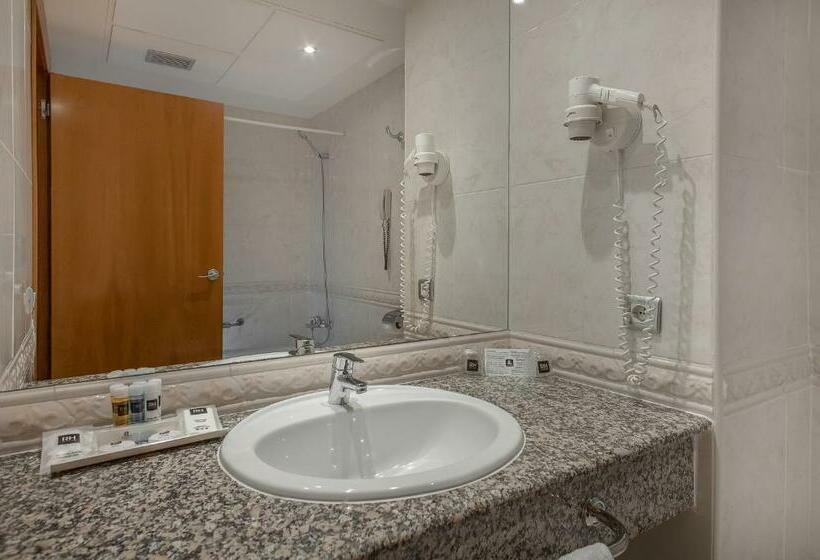 اتاق خانوادگی, Rh Princesa Hotel & Spa 4 Sup