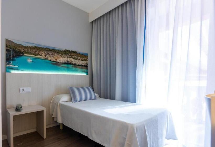 Standard Yhden Hengen Huone, Seramar Hotel Luna Park Adults Only