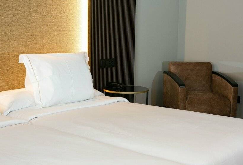 スタンダードルーム, Sercotel Ciudad De Oviedo