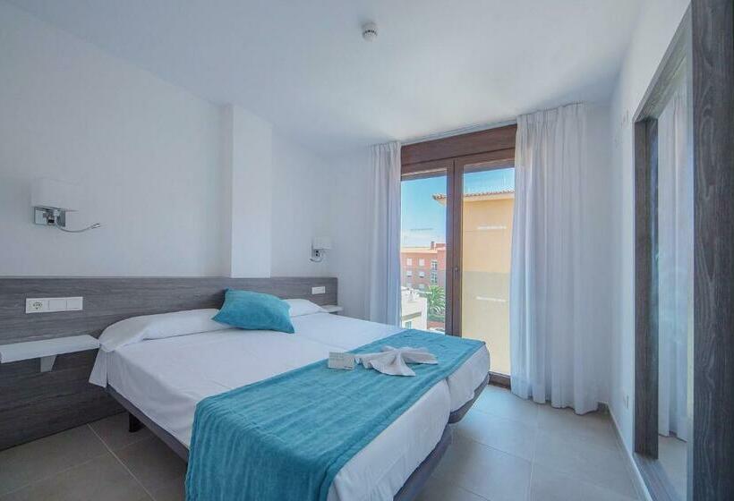 带3个卧室的公寓, Aparthotel Ferrer Skyline