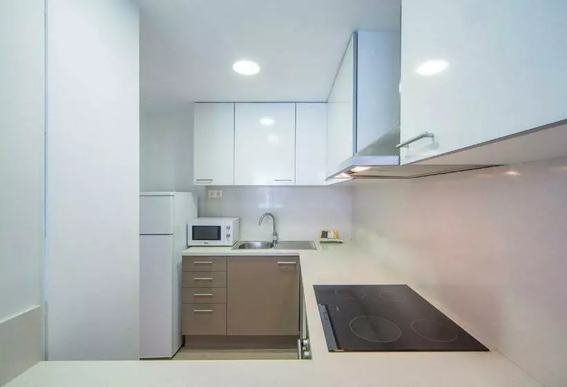 2 Schlafzimmer Apartment seitl. Meerblick, Aparthotel Ferrer Skyline