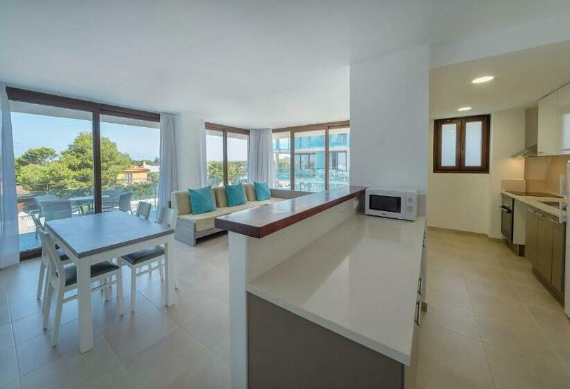 شقة غرفتين نوم إطلالة جانبية على البحر, Aparthotel Ferrer Skyline