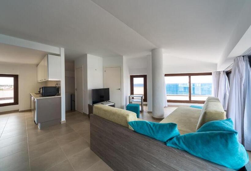 شقة دور أخير غرفتين نوم, Aparthotel Ferrer Skyline