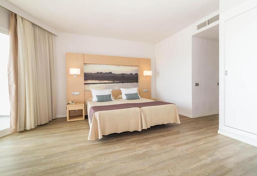 اتاق خانوادگی, Eix Lagotel Holiday Resort