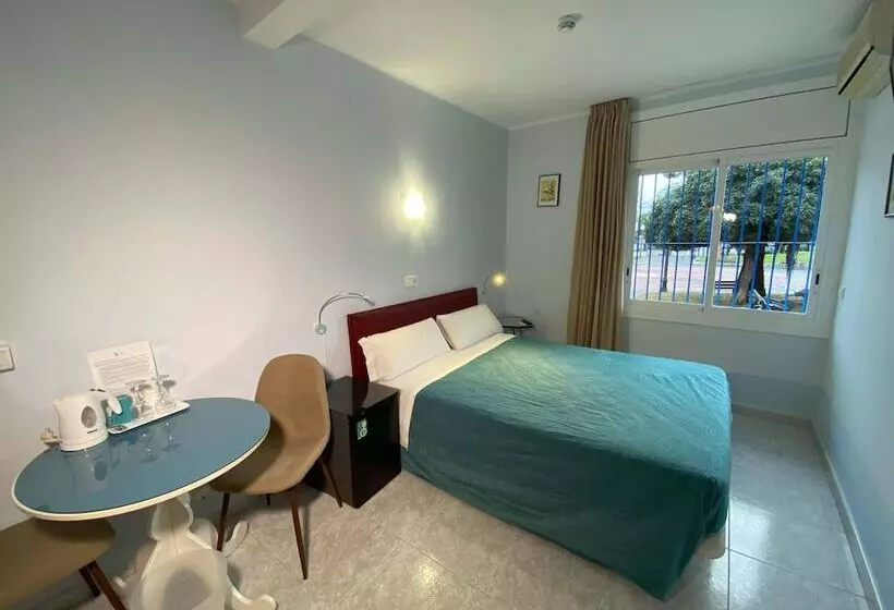 Quarto Estandar Primeiro Andar, Alexandra Sitges
