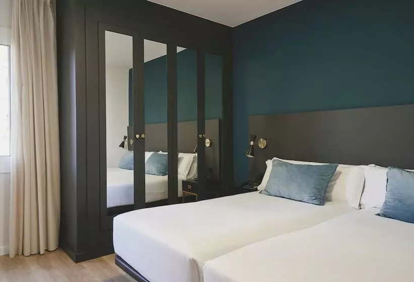 اتاق اجرایی, Arenas Atiram Hotels