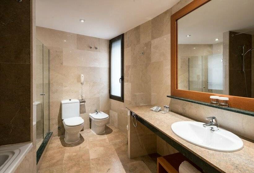 Номер Стандарт Трехместный, Catalonia Barcelona 505