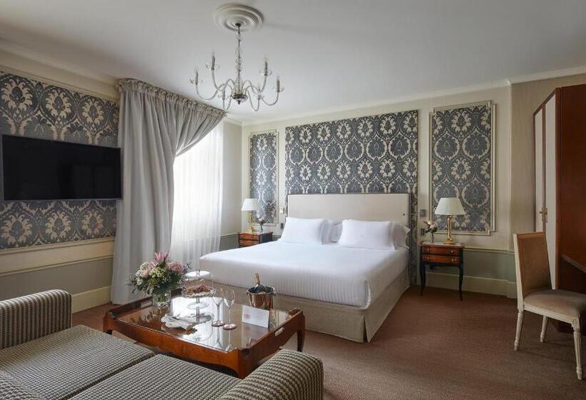 Полулюкс, El Palace Barcelona
