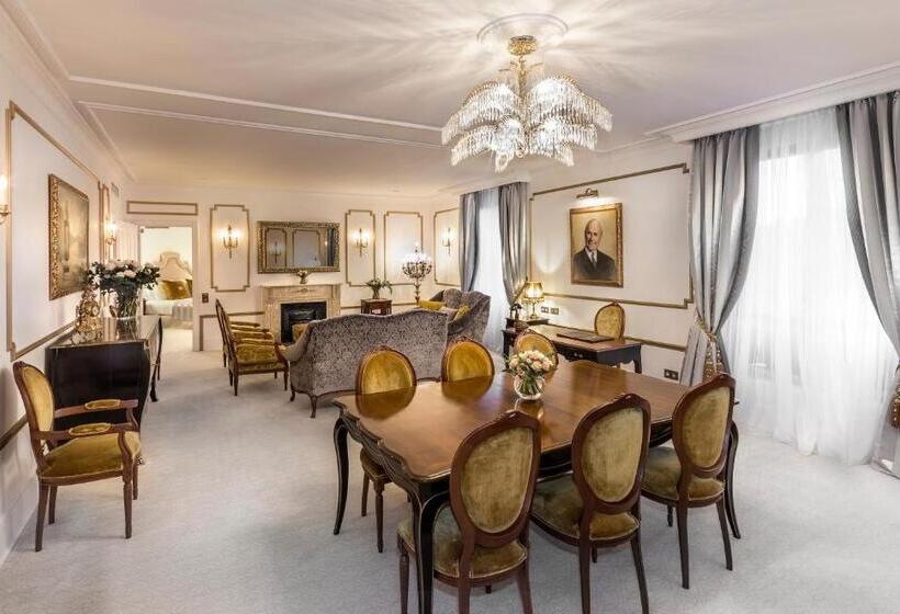 سوئیت کلاسیک, El Palace Barcelona