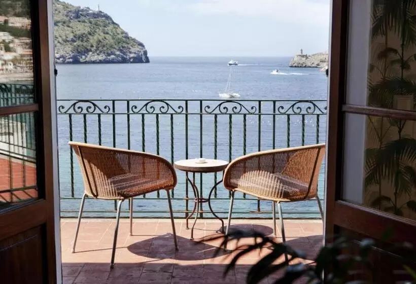 Quarto standard vista mar com balcao, Esplendido