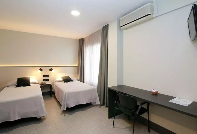 Chambre Standard, Esplugues