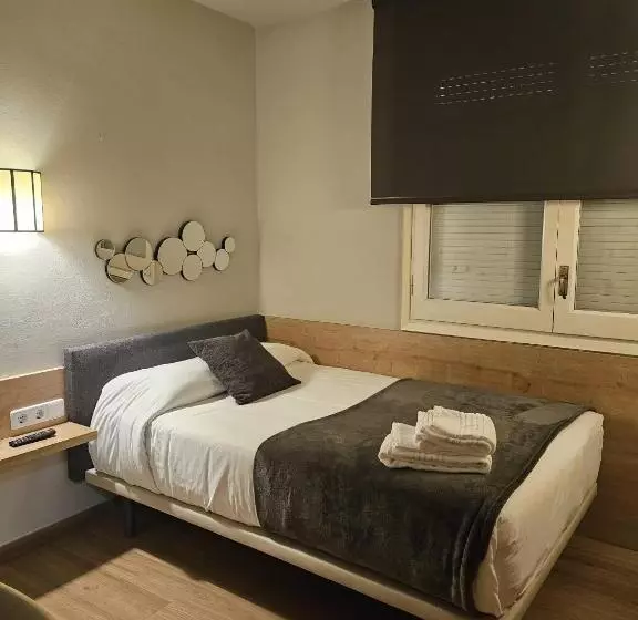 Quarto standart individual, Estel