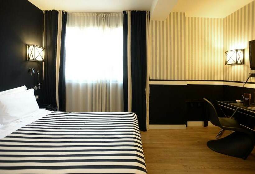 חדר סטנדרט, Europark