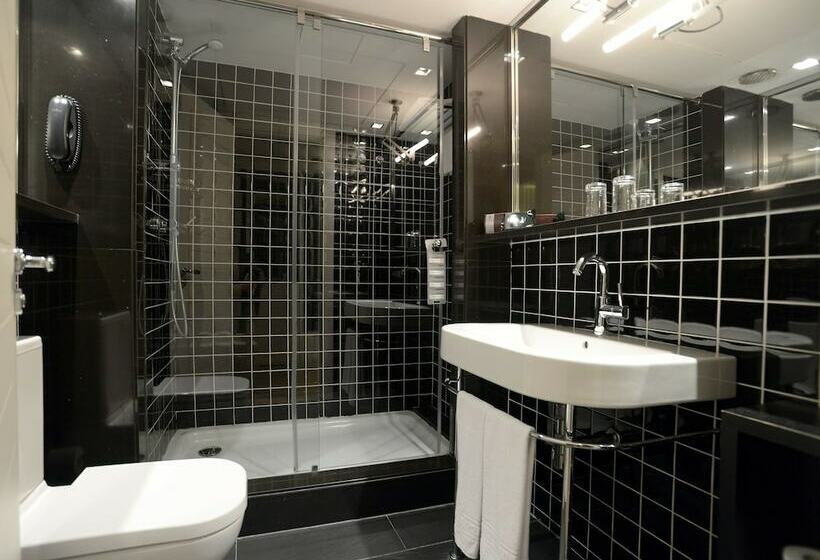 חדר סטנדרט, Europark