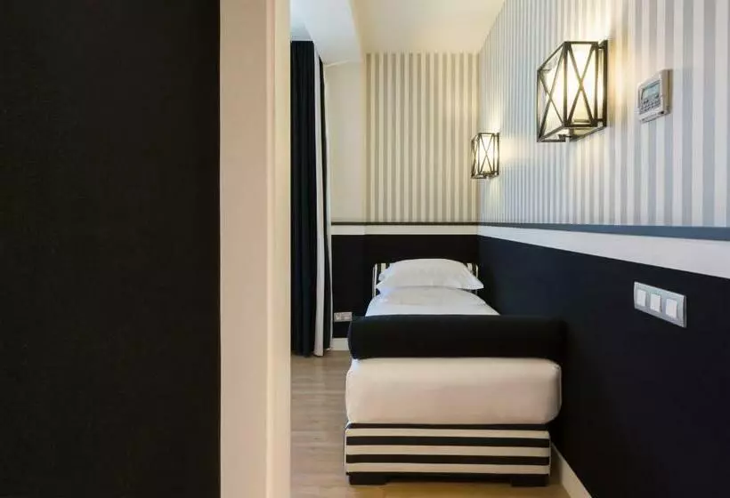 Chambre Triple Standard, Europark