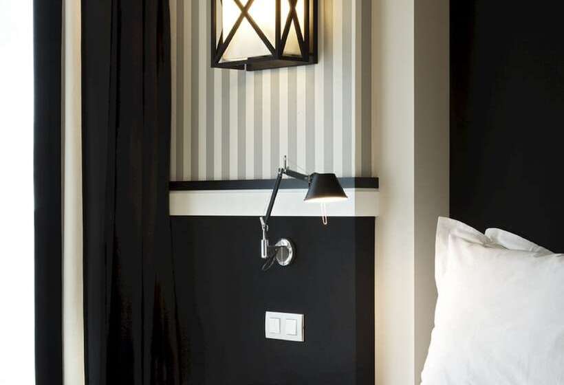 חדר סופריור, Europark