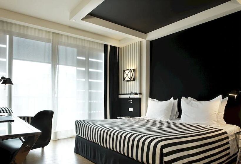 חדר סופריור, Europark