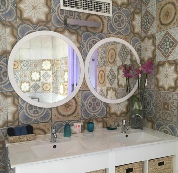 バルコニー付スタンダード４ベッドルーム, Ginebra