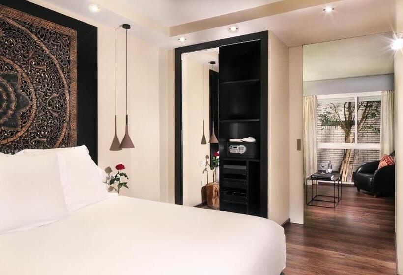 Полулюкс, Gran Derby Suites, A Small Luxury Hotel Of The World