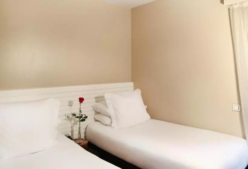 Perhesviitti, Gran Derby Suites, A Small Luxury Hotel Of The World