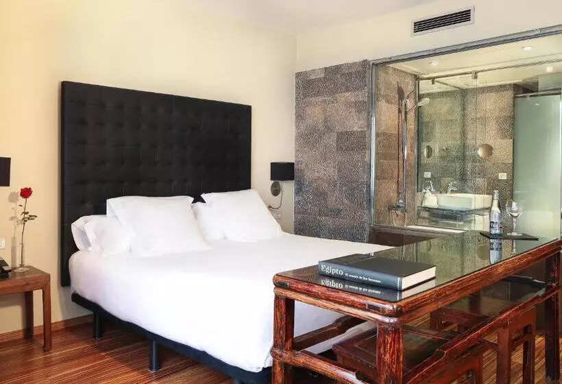 Deluxe-huone, Gran Derby Suites, A Small Luxury Hotel Of The World