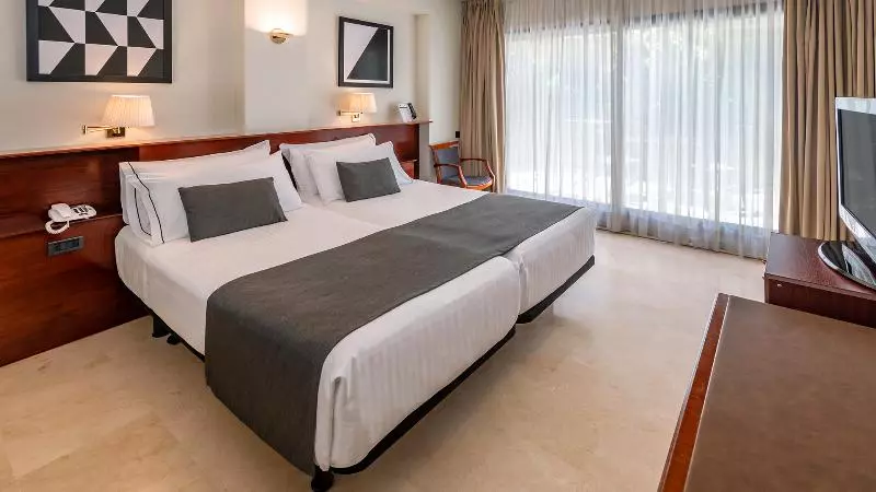 バルコニー付きスタンダードルーム, Gran Hotel Rey Don Jaime