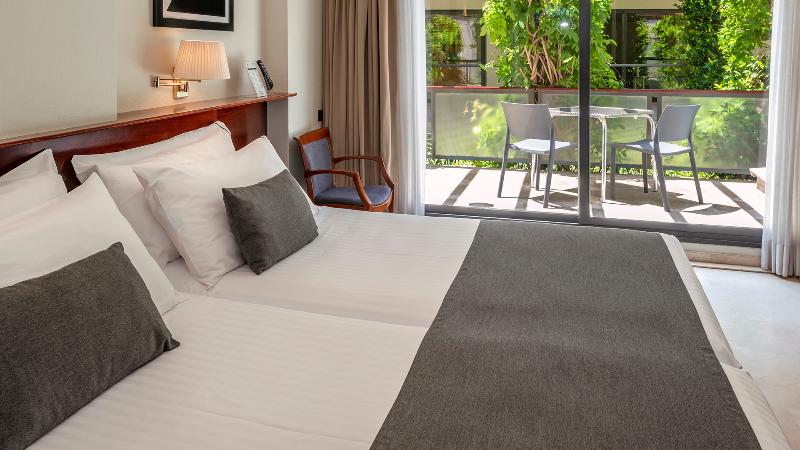 غرفة قياسية مزوَّدة بشُرفة, Gran Hotel Rey Don Jaime