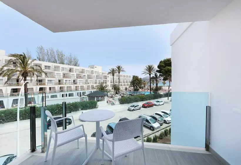 اتاق خانوادگی, Iberostar Waves Playa de Muro