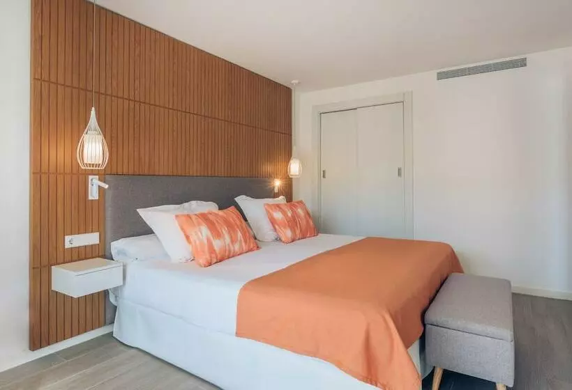 اتاق خانوادگی, Iberostar Waves Playa de Muro