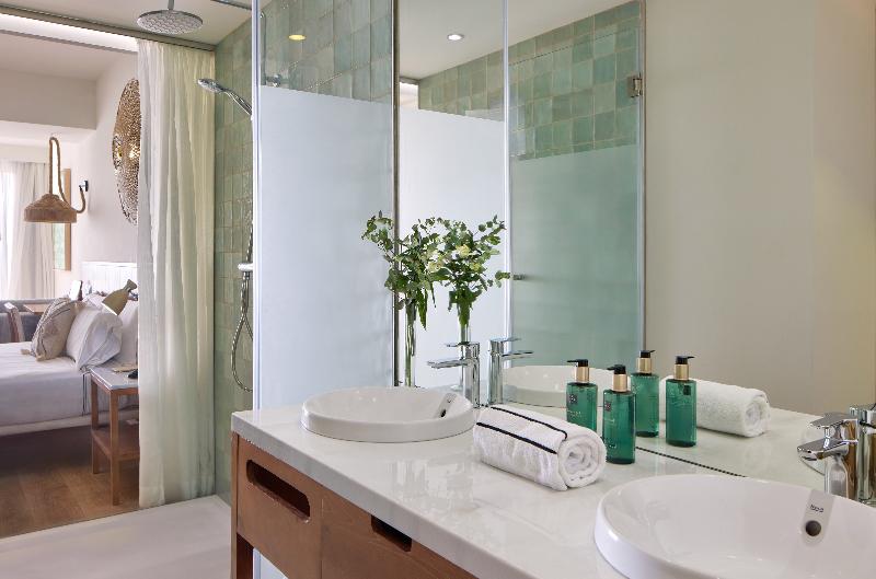 Полулюкс, Meliá Ibiza