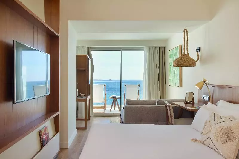 سوییت جونیور, Meliá Ibiza