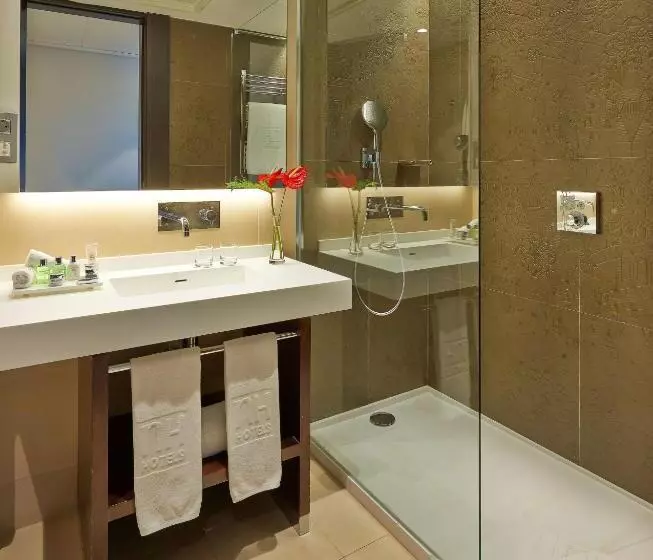 اتاق پرمیوم, NH Collection Barcelona Gran Hotel Calderon