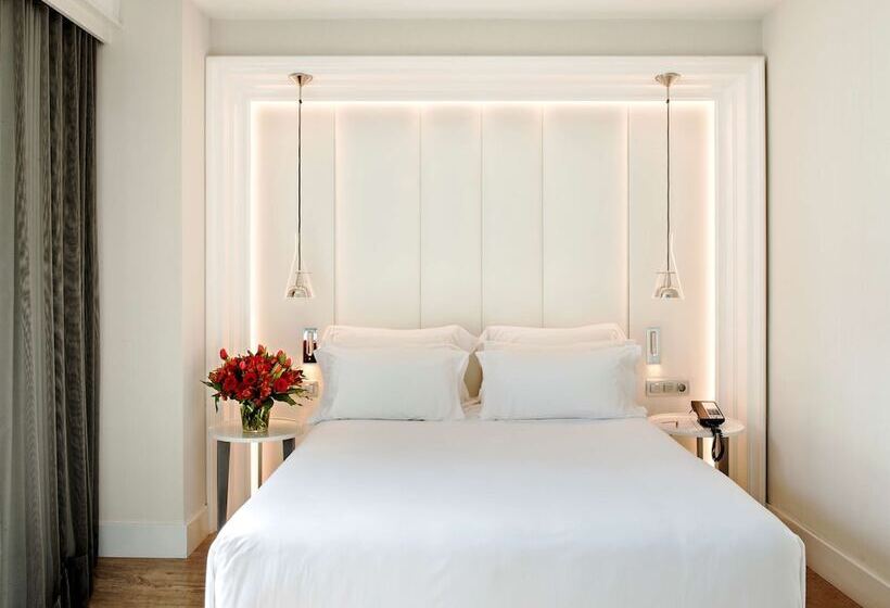 Номер Superior, NH Collection Barcelona Gran Hotel Calderon