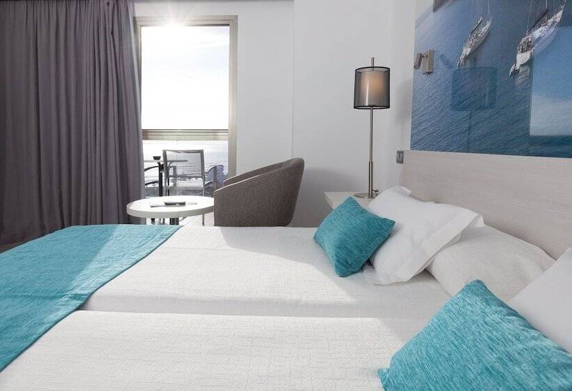 Standardzimmer oberster Stock, Obelisco