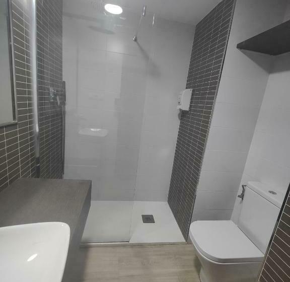 스탠다드 룸, Papi