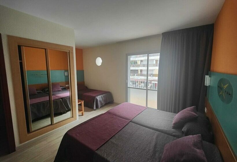 스탠다드 룸, Papi