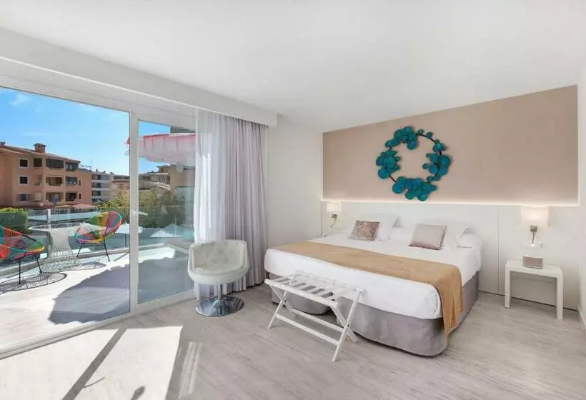 Deluxe Room with Terrace, Plaza Santa Ponsa Boutique Adults Only